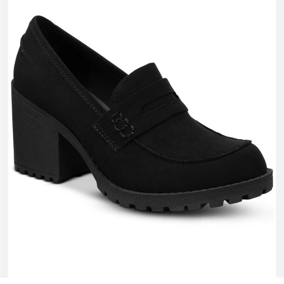 Sun + Stone Shoes - Sun + Stone Maycee Lug Sole Loafers size 9.5